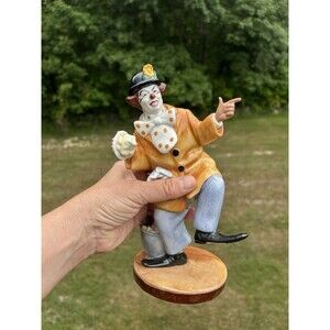 Royal Doulton Tableware Ltd. 1978 -  The Clown - H.N. 2890